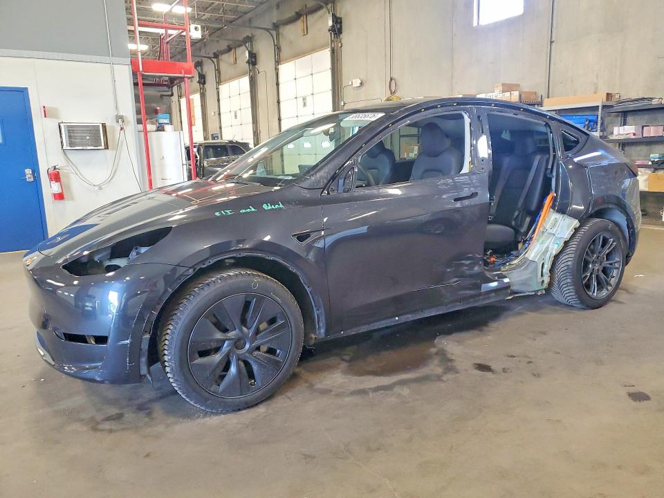 2024 Tesla Model Y მანქანა იყიდება აუქციონზე, vin: 7SAYGDEE8RF156444, აუქციონის ნომერი: 58635676