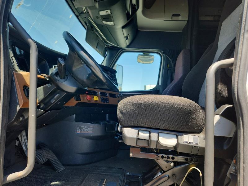 Продаж на аукціоні авто 2020 Freightliner Cascadia 126, vin: 3AKJHHDR3LSMF1116, номер лоту: 58591666