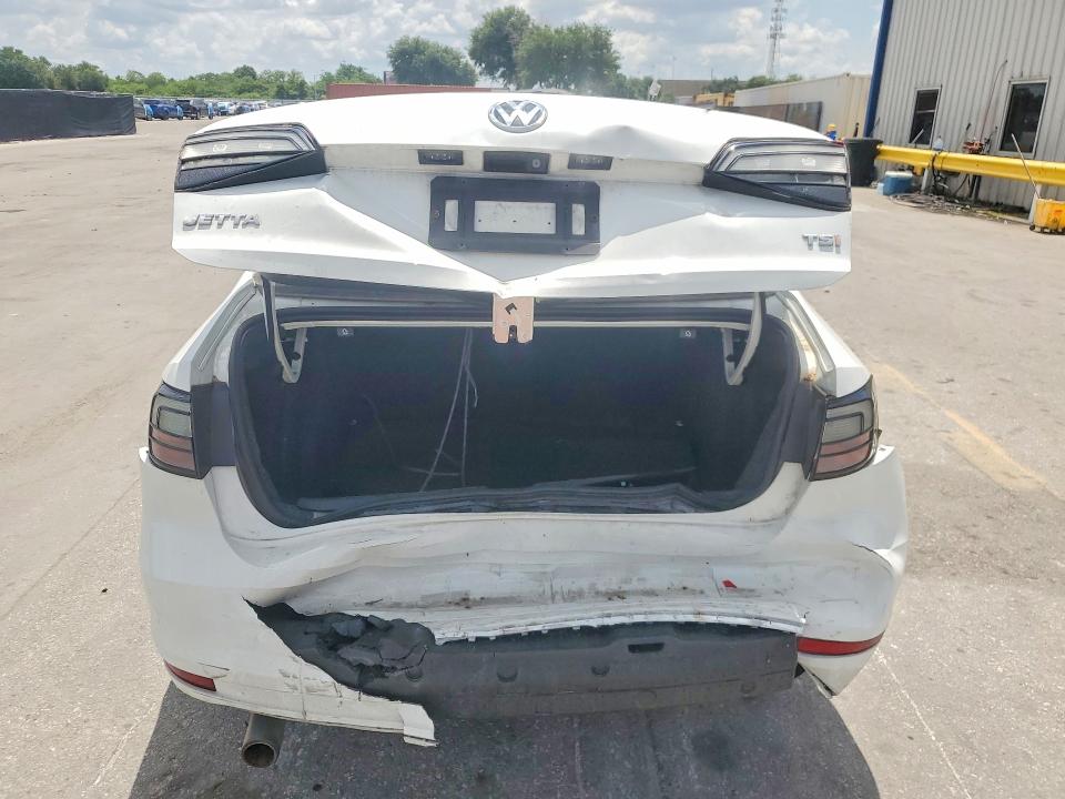 58830066 :رقم المزاد ، 3VW267AJ5GM337730 vin ، 2016 Volkswagen Jetta مزاد بيع