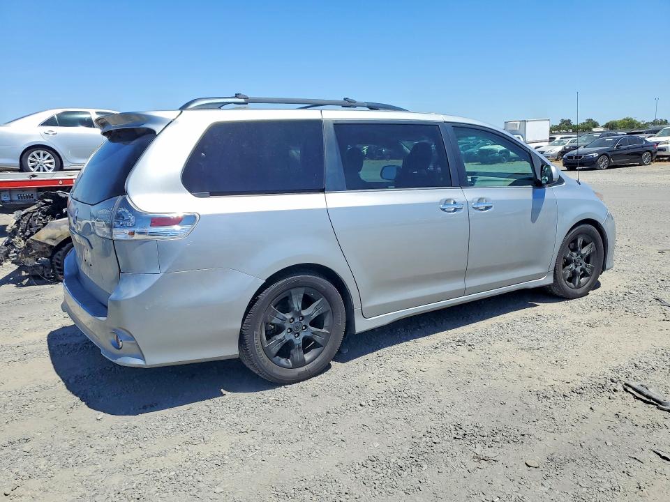 Продажа на аукционе авто 2014 Toyota Sienna, vin: 5TDXK3DC9ES470675, номер лота: 56993656