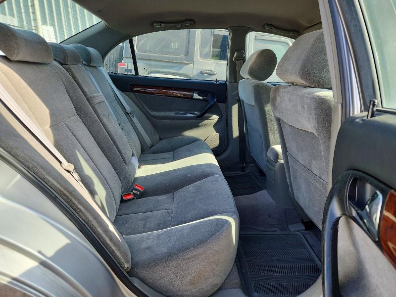 58558066 :رقم المزاد ، KL5VD52L44B106627 vin ، 2004 Suzuki Verona مزاد بيع
