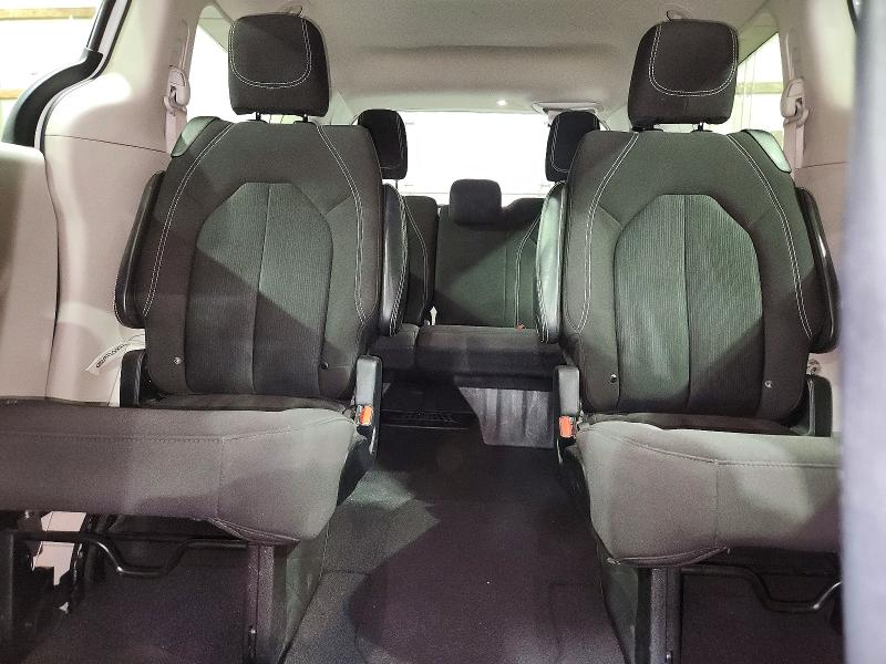2022 Chrysler Voyager მანქანა იყიდება აუქციონზე, vin: 2C4RC1CG8NR208833, აუქციონის ნომერი: 57026126