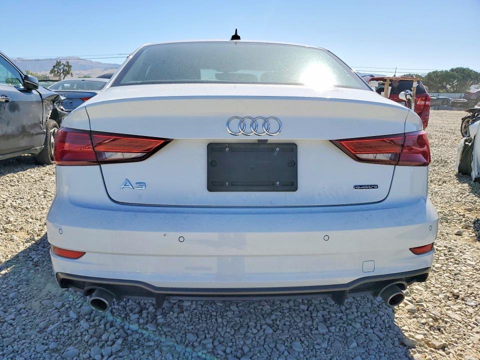 56449076 :رقم المزاد ، WAUBEGFF3LA100233 vin ، 2020 Audi A3 مزاد بيع