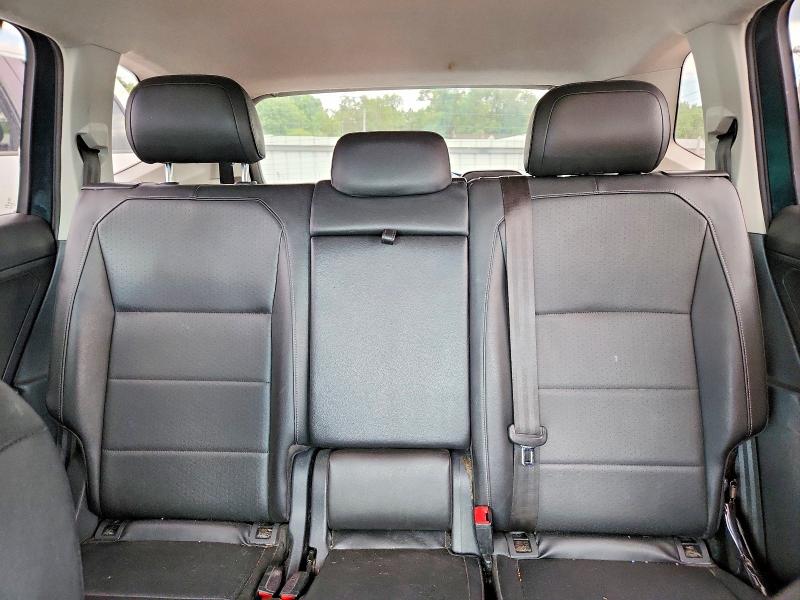 Продаж на аукціоні авто 2018 Volkswagen Tiguan, vin: 3VV3B7AX4JM025642, номер лоту: 58131116