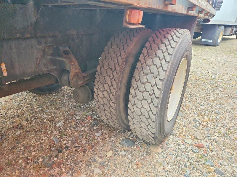 56218076 :رقم المزاد ، 5PVNJ8JT8J4S58240 vin ، 2018 Hino 268a مزاد بيع
