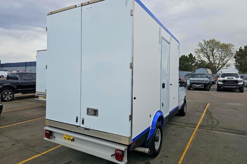 2024 Ford Econoline მანქანა იყიდება აუქციონზე, vin: 1FDWE3FN5RDD00733, აუქციონის ნომერი: 57082056