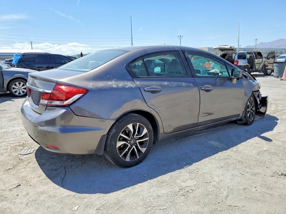 55942696 :رقم المزاد ، 19XFB2F81FE215299 vin ، 2015 Honda Civic مزاد بيع
