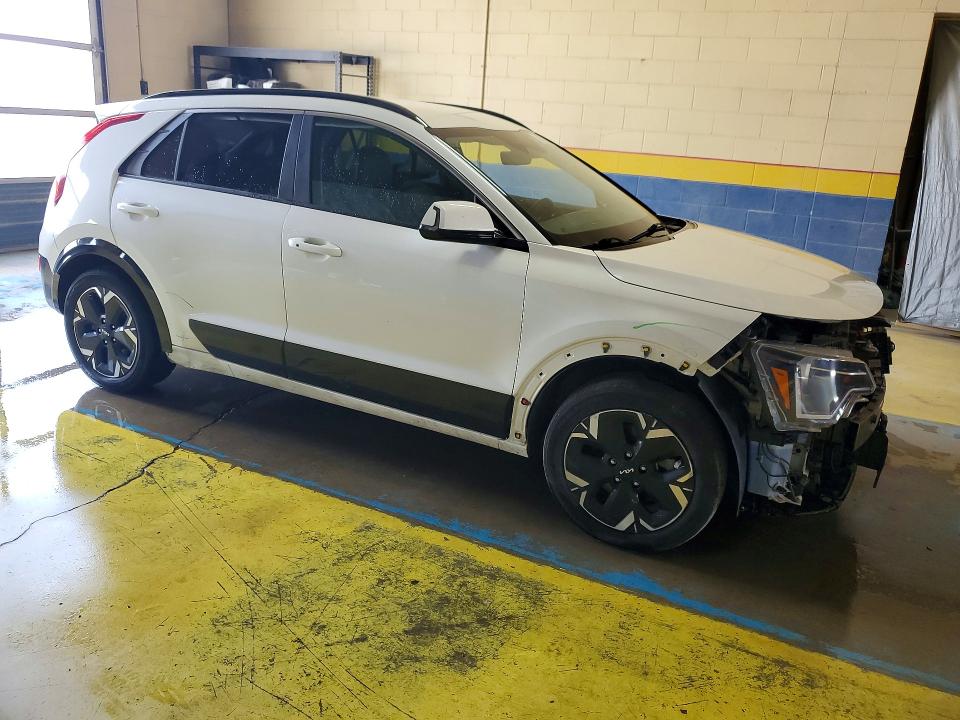 Продажа на аукционе авто 2023 Kia Niro, vin: KNDCR3L1XP5049101, номер лота: 56357606