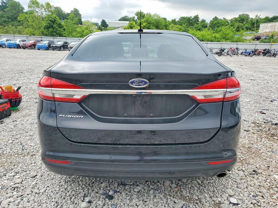 56999026 :رقم المزاد ، 3FA6P0G71HR139189 vin ، 2017 Ford Fusion مزاد بيع