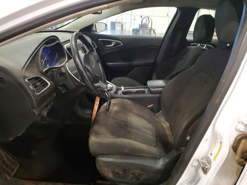 57572986 :رقم المزاد ، 1C3CCCAB6FN562197 vin ، 2015 Chrysler 200 مزاد بيع