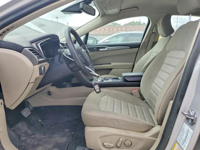 56494906 :رقم المزاد ، 3FA6P0HD5KR272565 vin ، 2019 Ford Fusion مزاد بيع