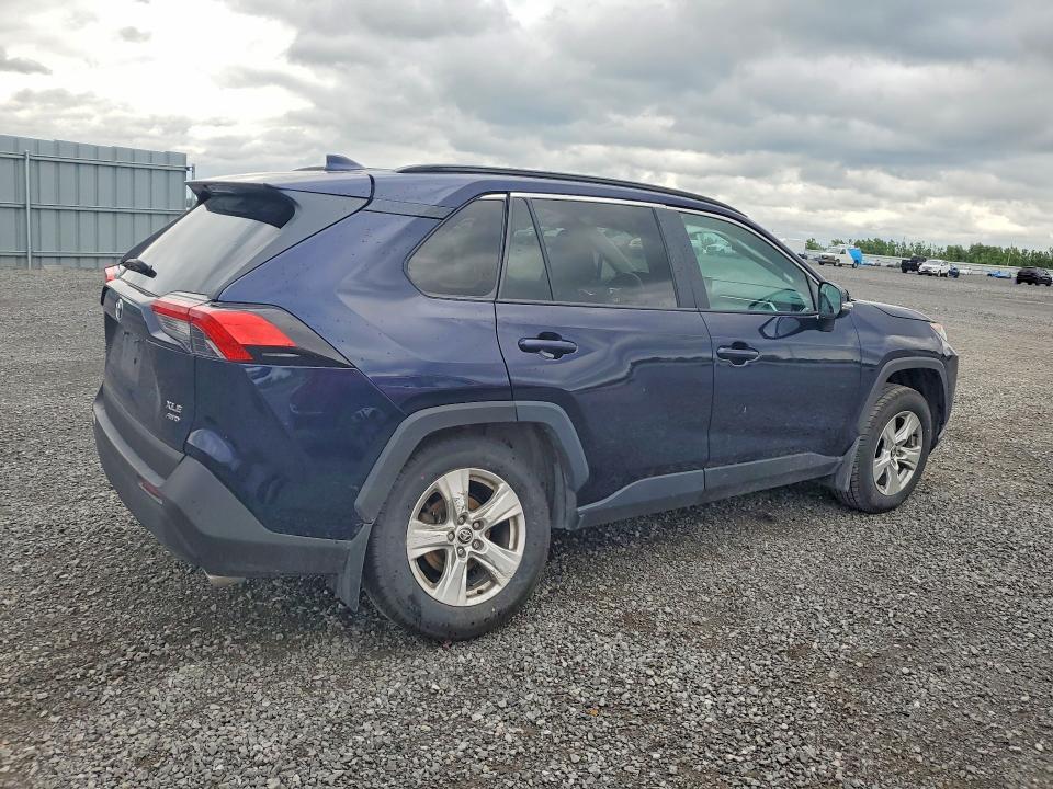 Продажа на аукционе авто 2021 Toyota Rav4, vin: 2T3R1RFV4MW169273, номер лота: 56988186