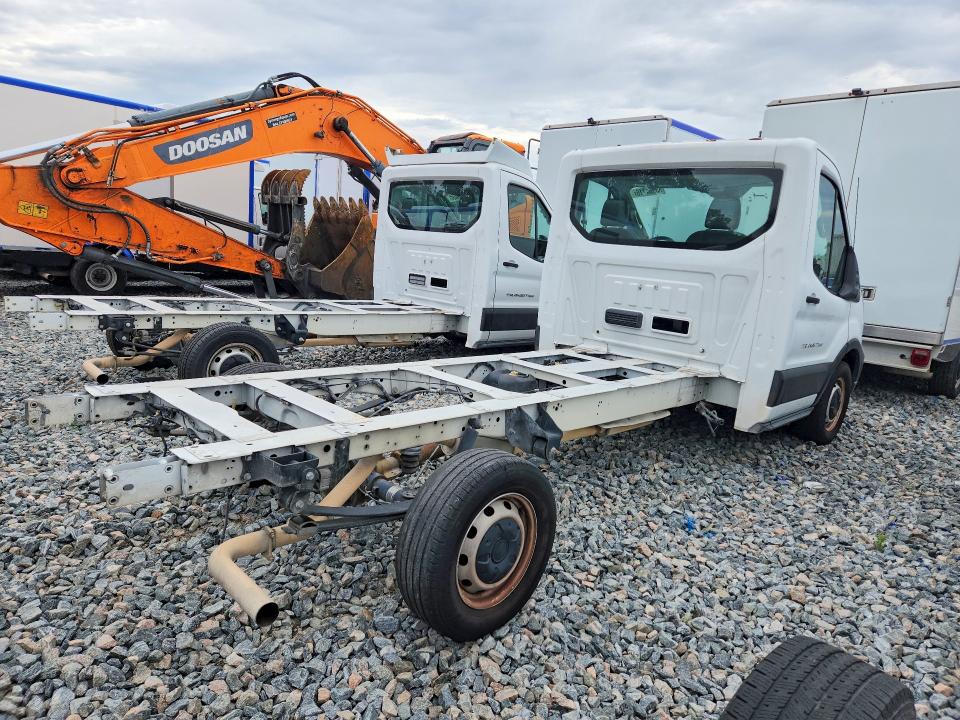 55564716 :رقم المزاد ، 1FDBW5Z80LKB52491 vin ، 2020 Ford Transit مزاد بيع