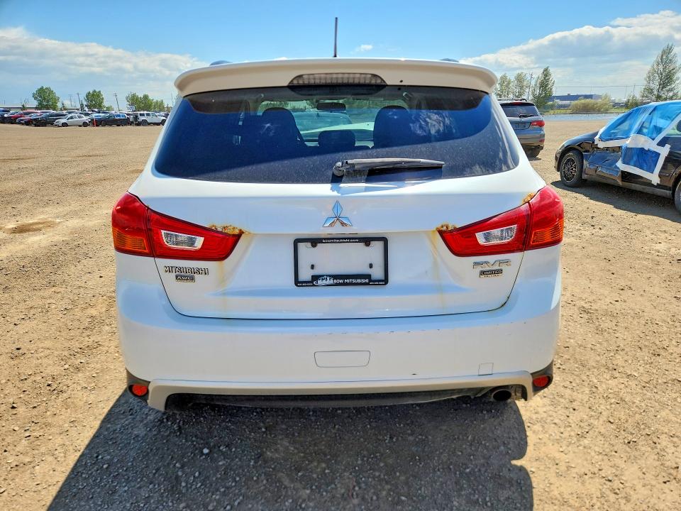 57593306 :رقم المزاد ، 4A4AJ4AU3FE602132 vin ، 2015 Mitsubishi Rvr مزاد بيع