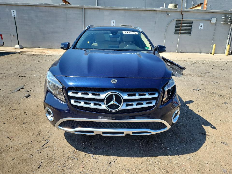 56821796 :رقم المزاد ، WDCTG4EB5JJ454762 vin ، 2018 Mercedes-benz Gla مزاد بيع