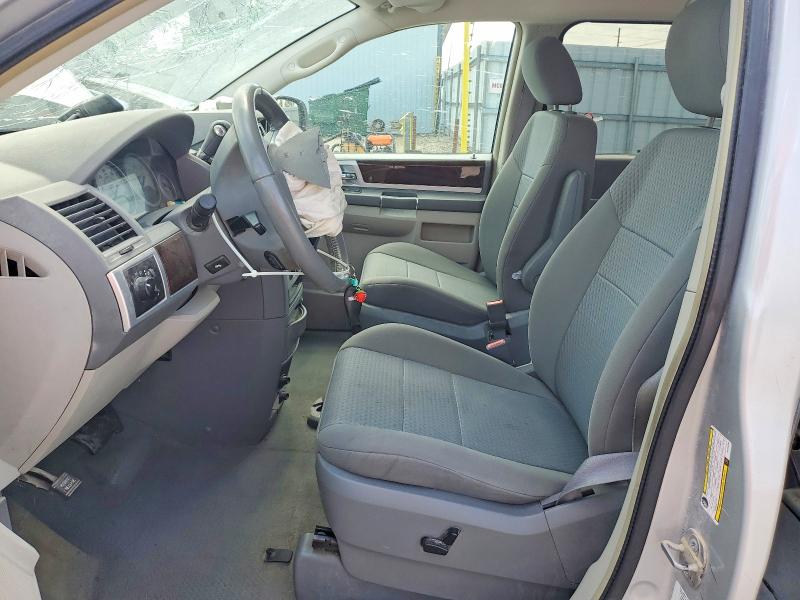 57758646 :رقم المزاد ، 2A4RR5D14AR150286 vin ، 2010 Chrysler Town & Country مزاد بيع