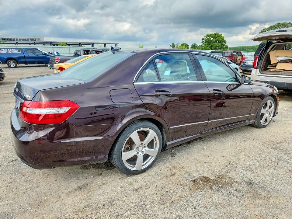 Продажа на аукционе авто 2010 Mercedes-benz E, vin: WDDHF8HB2AA114542, номер лота: 56365496