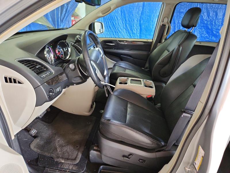 56504726 :رقم المزاد ، 2C4RC1CG4FR506488 vin ، 2015 Chrysler Town & Country مزاد بيع