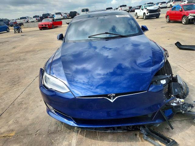 58406856 :رقم المزاد ، 5YJSA1E22HF195330 vin ، 2017 Tesla Model S مزاد بيع