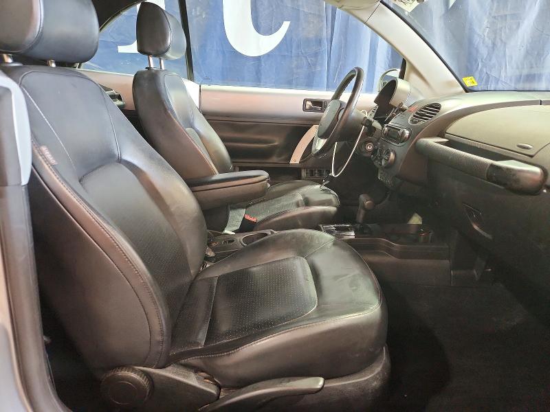 56162476 :رقم المزاد ، 3VWRF31Y77M412299 vin ، 2007 Volkswagen New Beetle مزاد بيع