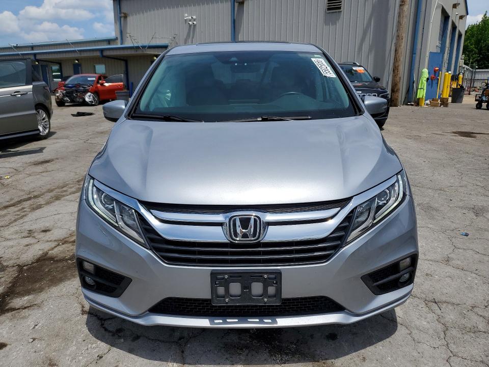 55825856 :رقم المزاد ، 5FNRL6H73KB120091 vin ، 2019 Honda Odyssey مزاد بيع