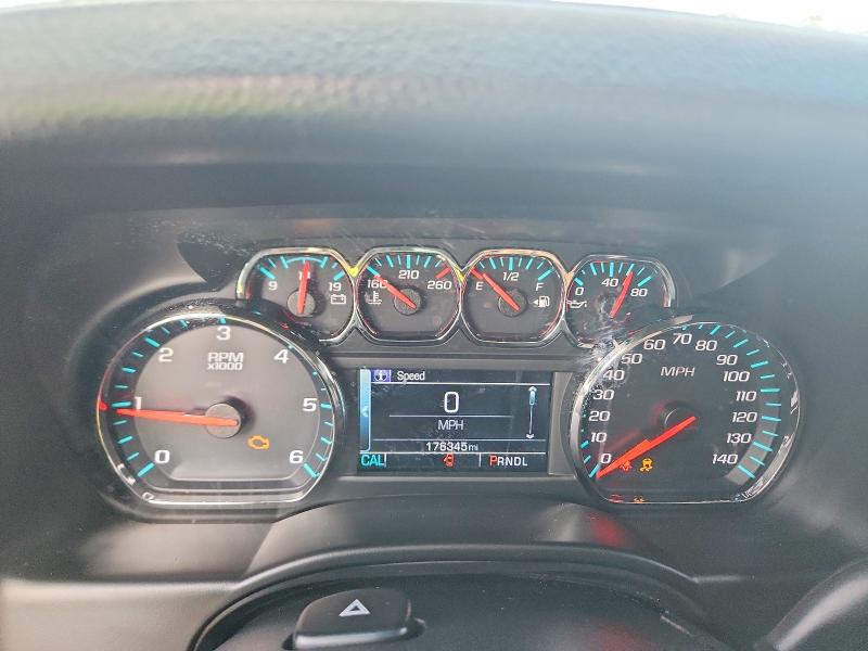 56180946 :رقم المزاد ، 1GNSCAKC8JR270529 vin ، 2018 Chevrolet Tahoe مزاد بيع