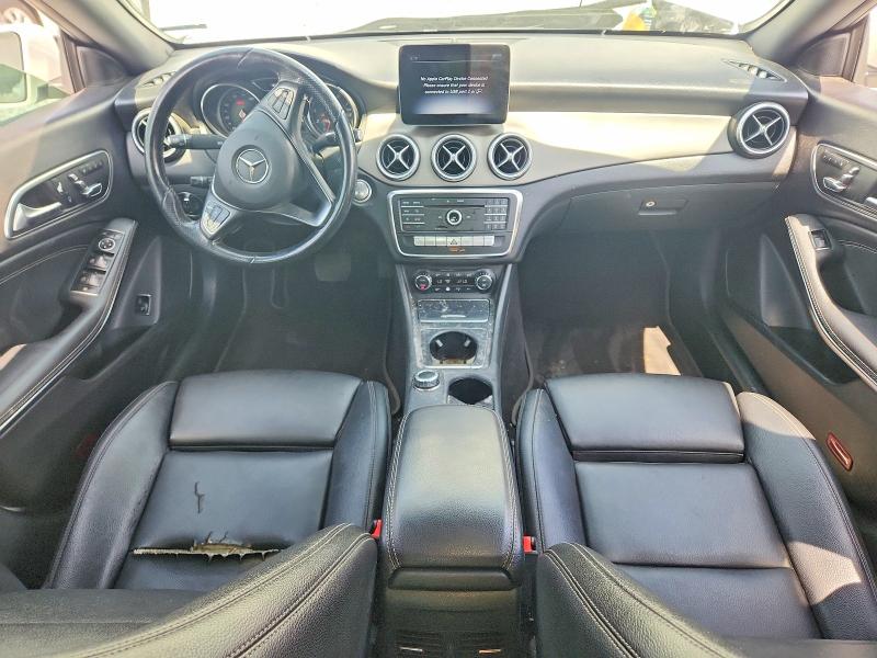 57289786 :رقم المزاد ، WDDSJ4GB9KN724379 vin ، 2019 Mercedes-benz Cla مزاد بيع