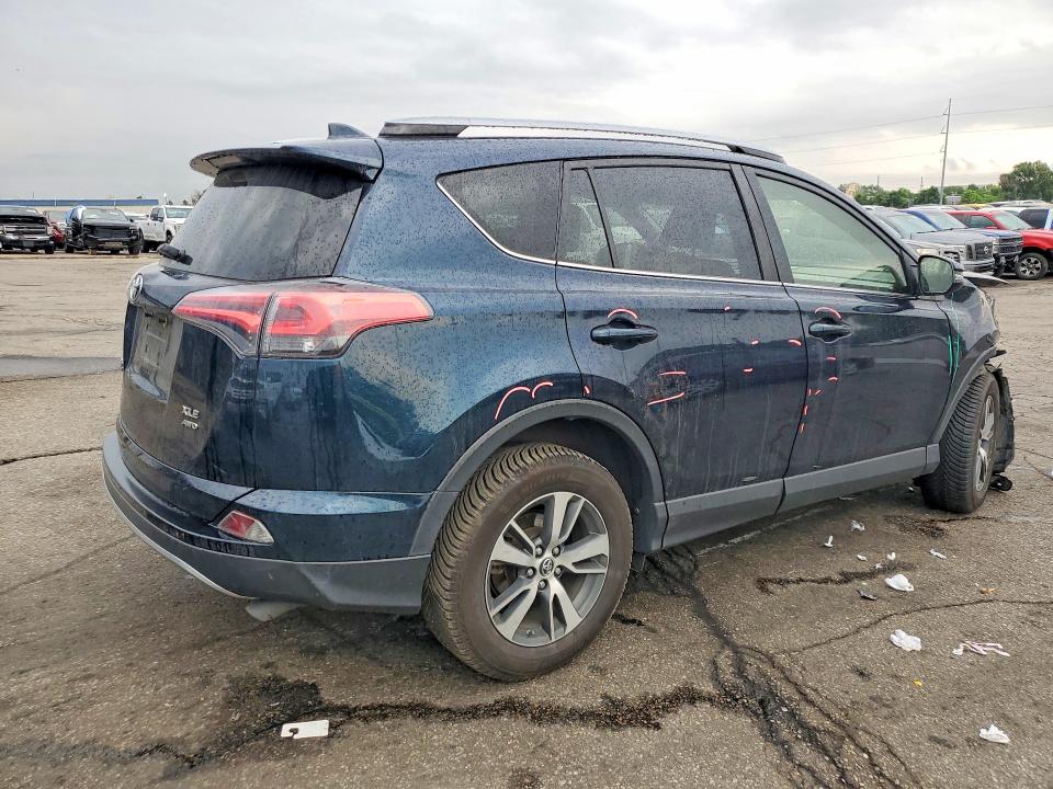Aukcja sprzedaży 2018 Toyota Rav4, vin: JTMRFREV5JJ238324, numer aukcji: 58460056