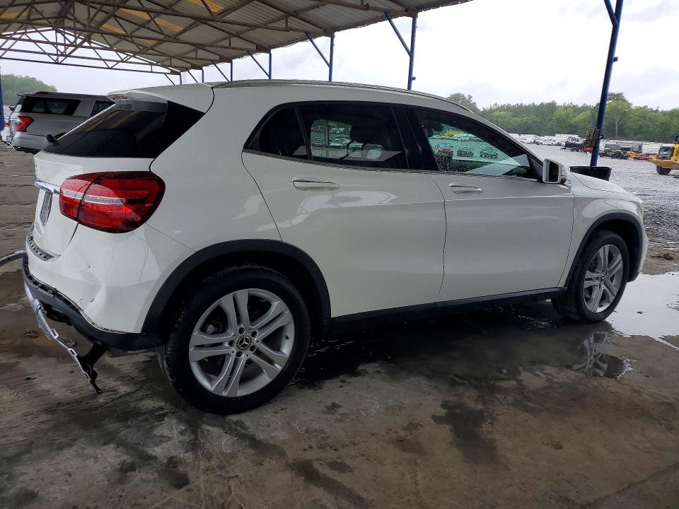58021936 :رقم المزاد ، WDCTG4EB6JJ513219 vin ، 2018 Mercedes-benz Gla مزاد بيع
