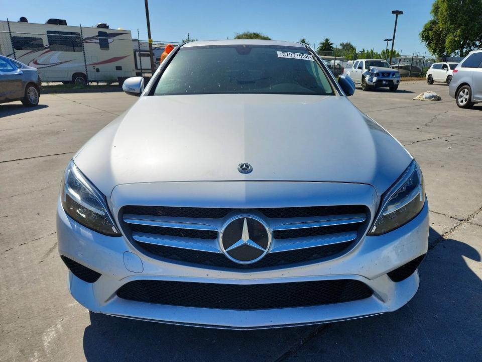 2021 Mercedes-benz C მანქანა იყიდება აუქციონზე, vin: W1KWF8DB3MR621100, აუქციონის ნომერი: 57971656