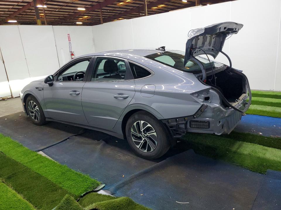 2026 Hyundai Sonata Hybrid მანქანა იყიდება აუქციონზე, vin: KMHL24JJ1TA145919, აუქციონის ნომერი: 56337096