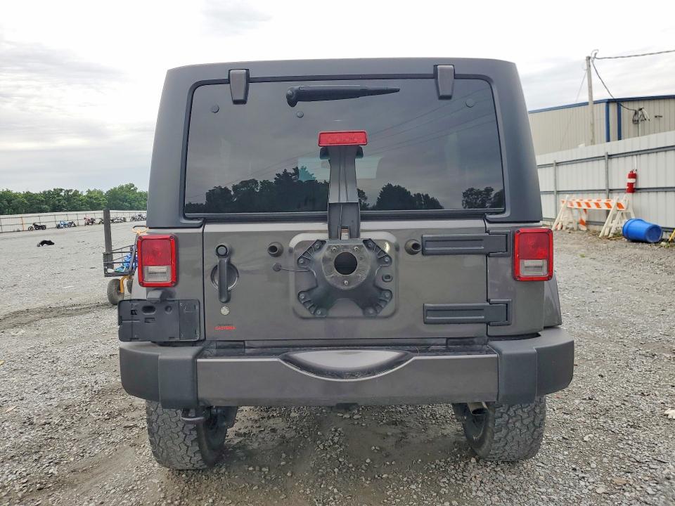 Продажа на аукционе авто 2018 Jeep Wrangler Unlimited, vin: 1C4BJWEGXJL823260, номер лота: 55541616