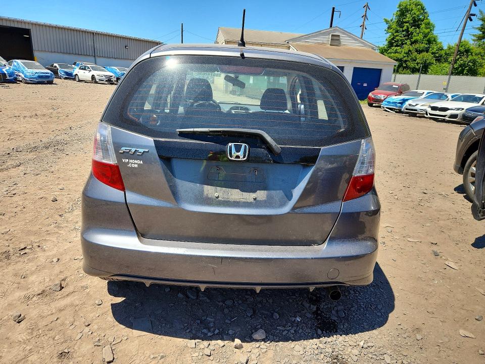 2013 Honda Fit მანქანა იყიდება აუქციონზე, vin: JHMGE8H32DC074262, აუქციონის ნომერი: 55742636