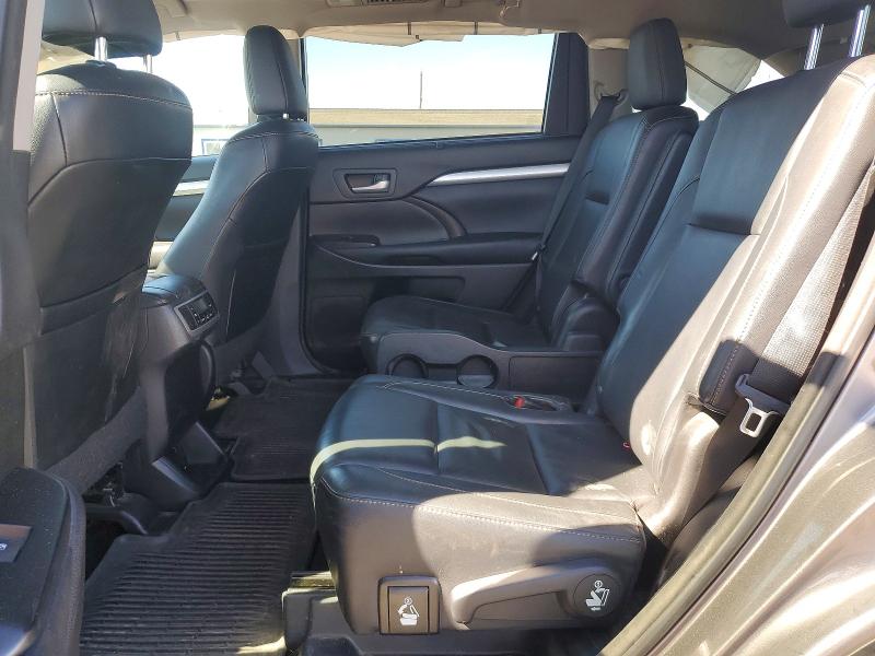 Продажа на аукционе авто 2016 Toyota Highlander, vin: 5TDJKRFH5GS270168, номер лота: 57216266
