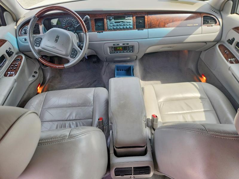 Aukcja sprzedaży 2001 Lincoln Town Car, vin: 1LNHM82W01Y680181, numer aukcji: 56104406