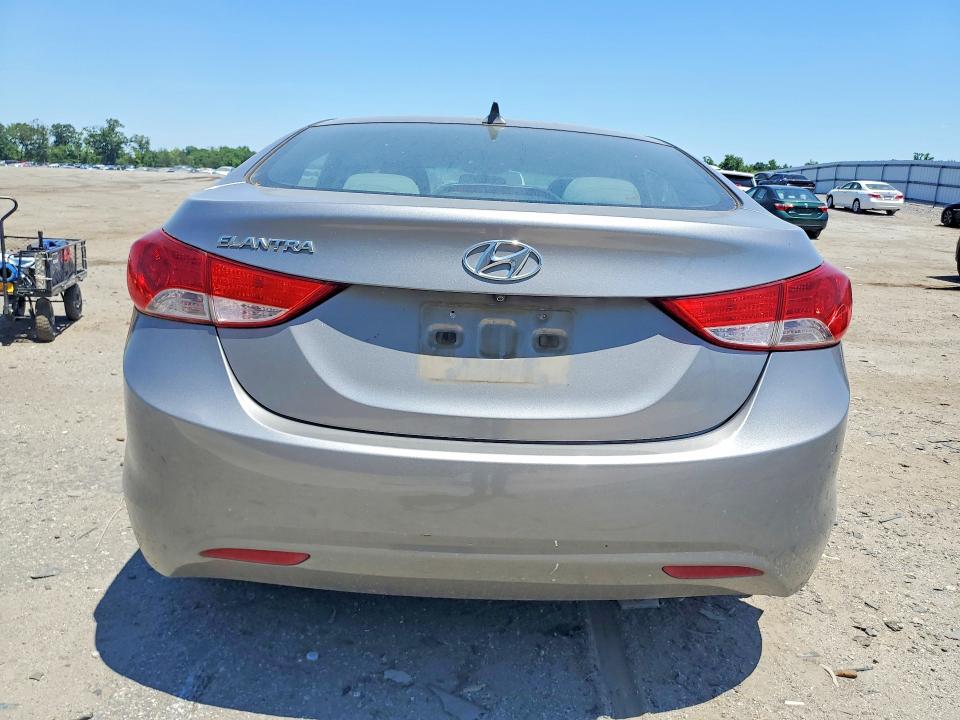 2011 Hyundai Elantra მანქანა იყიდება აუქციონზე, vin: KMHDH4AE6BU125054, აუქციონის ნომერი: 55859346