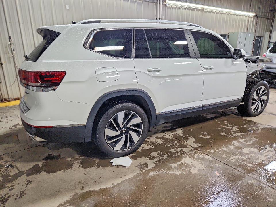 57137526 :رقم المزاد ، 1V2BR2CA5RC531557 vin ، 2024 Volkswagen Atlas مزاد بيع