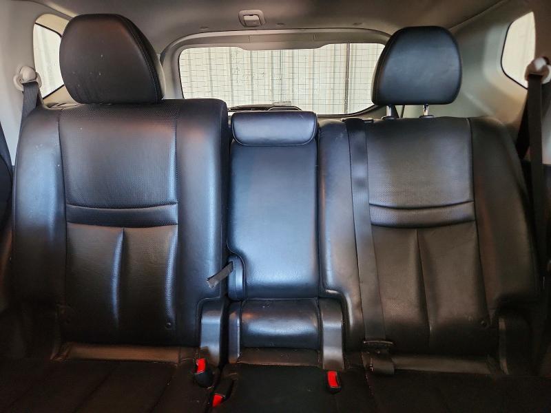 2015 Nissan Rogue მანქანა იყიდება აუქციონზე, vin: 5N1AT2MV3FC866355, აუქციონის ნომერი: 57860436