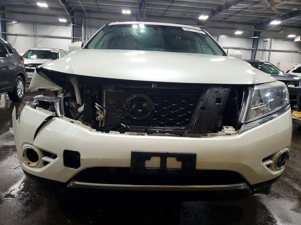 55517996 :رقم المزاد ، 5N1AR2MMXGC654320 vin ، 2016 Nissan Pathfinder مزاد بيع