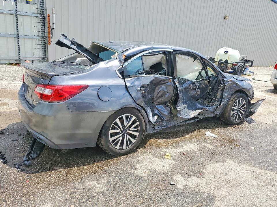 57931246 :رقم المزاد ، 4S3BNAB67K3008289 vin ، 2019 Subaru Legacy مزاد بيع