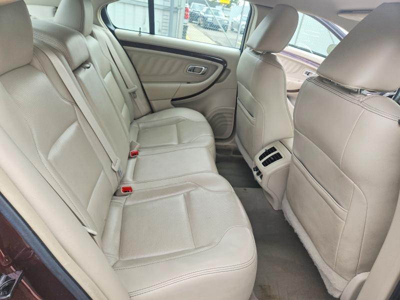 58044216 :رقم المزاد ، 1FAHP2FW1AG156164 vin ، 2010 Ford Taurus مزاد بيع