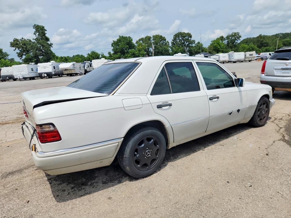 Продаж на аукціоні авто 1995 Mercedes-benz E, vin: WDBEB31E2SC135301, номер лоту: 59062926