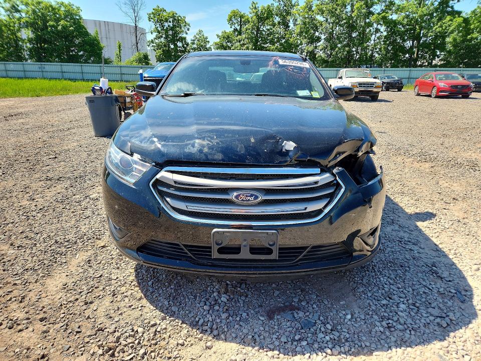 2018 Ford Taurus მანქანა იყიდება აუქციონზე, vin: 1FAHP2H86JG105001, აუქციონის ნომერი: 56395296