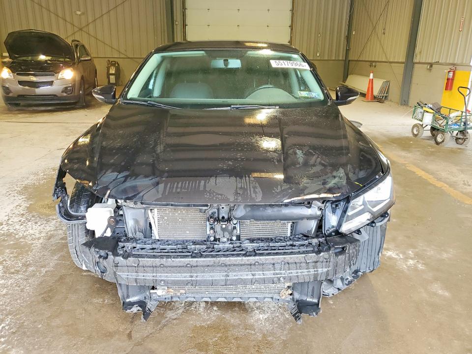 55179966 :رقم المزاد ، 1VWDT7A31HC065523 vin ، 2017 Volkswagen Passat مزاد بيع