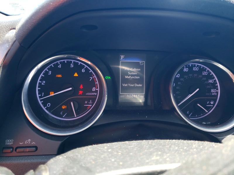 55956256 :رقم المزاد ، 4T1L11AK8LU325021 vin ، 2020 Toyota Camry مزاد بيع