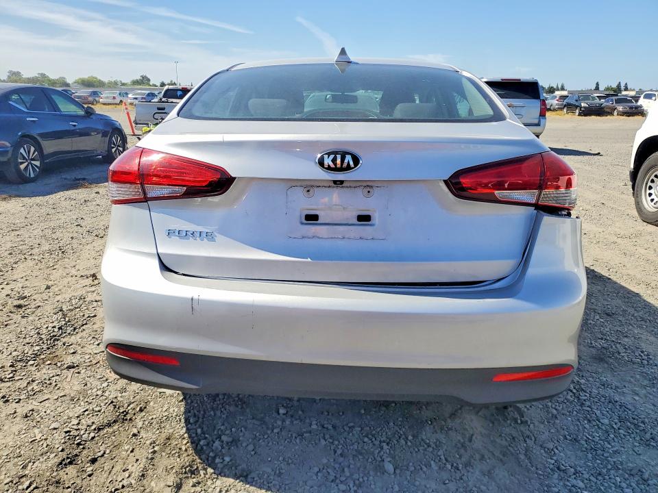 Aukcja sprzedaży 2018 Kia Forte, vin: 3KPFL4A79JE167132, numer aukcji: 55914876