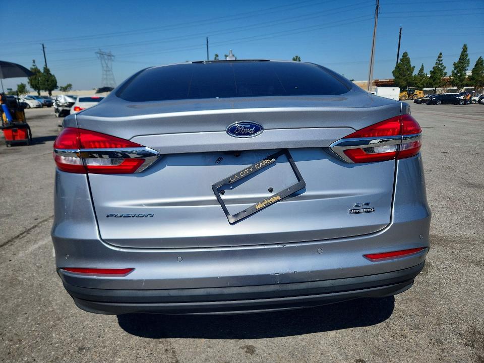 2020 Ford Fusion მანქანა იყიდება აუქციონზე, vin: 3FA6P0LU5LR267228, აუქციონის ნომერი: 56361016