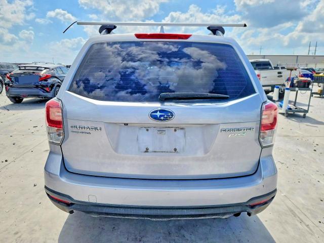 53756756 :رقم المزاد ، JF2SJABC1HH810318 vin ، 2017 Subaru Forester مزاد بيع