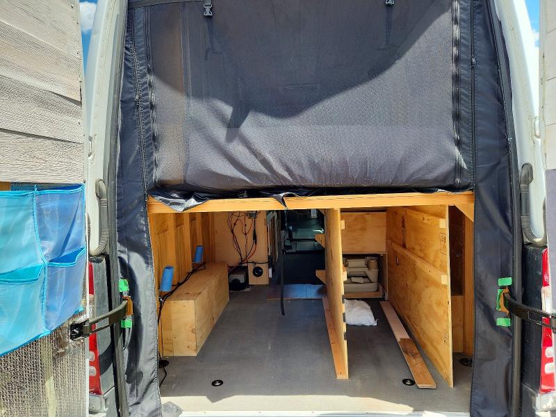 57291416 :رقم المزاد ، WD3PE7CC7B5574416 vin ، 2011 Mercedes-benz Sprinter مزاد بيع