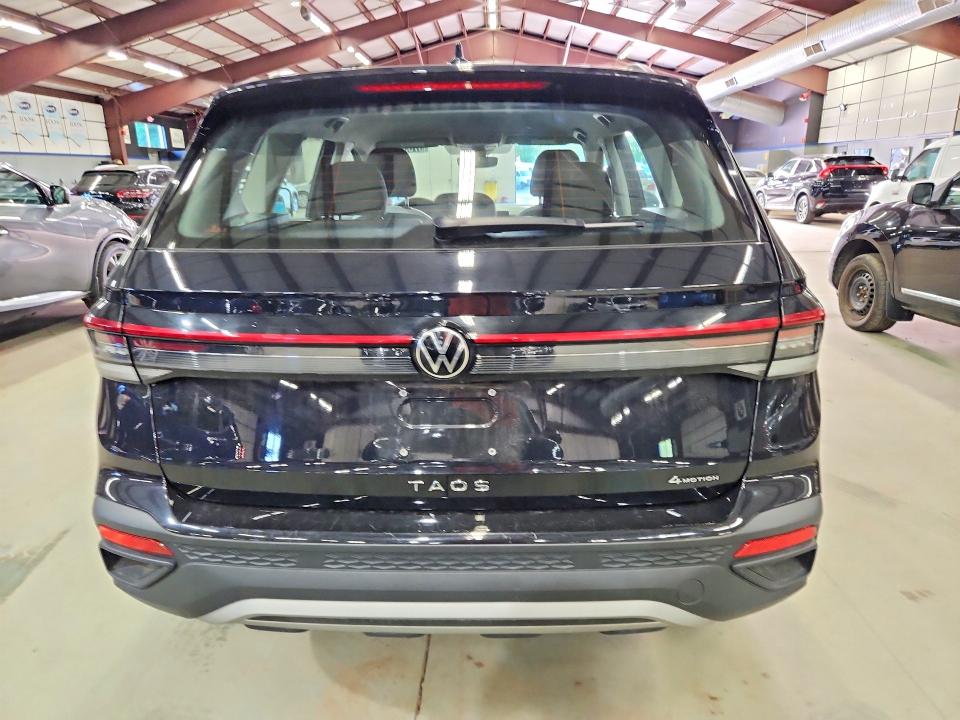 57556486 :رقم المزاد ، 3VV8C7B20SM029114 vin ، 2025 Volkswagen Taos مزاد بيع